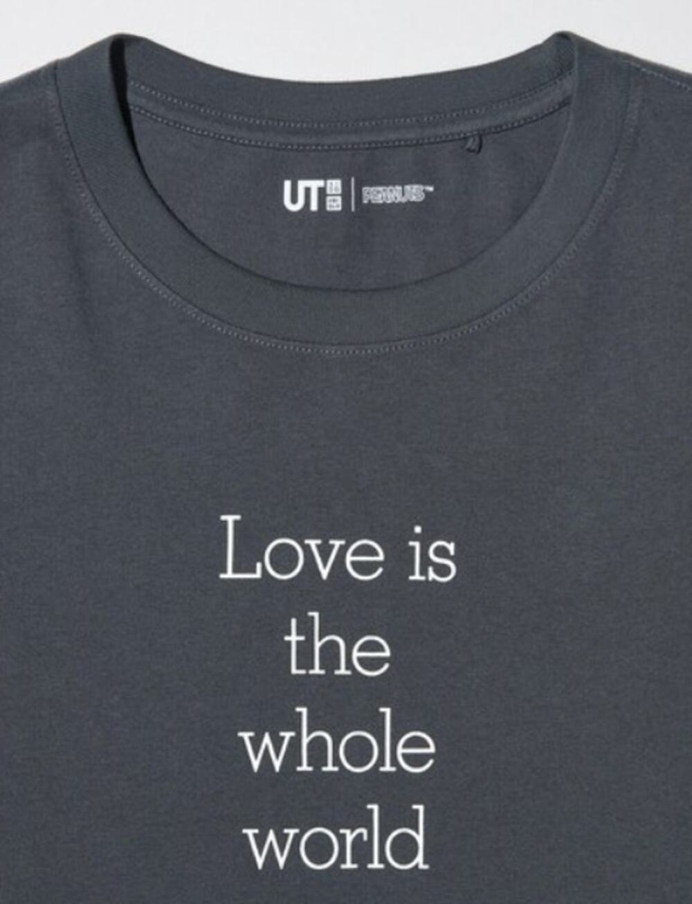 Uniqlo PEANUTS Love is the Whole World Short Sleeve Graphic T-Shirt in Dark Gray